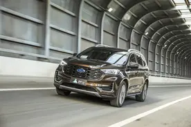 30万内科技与动力兼顾，试驾大7座SUV福特锐界PLUS图片