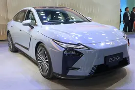 新车 | 新设计语言/轴距加长/增电动版，全新雷克萨斯ES全球首发图片