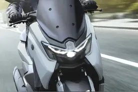 25款 Yamaha的新NMAX125图片