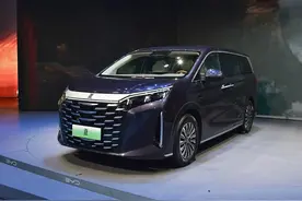 比亚迪夏前瞻：亏电百公里续航6.4L 预计售价21.98万元起图片