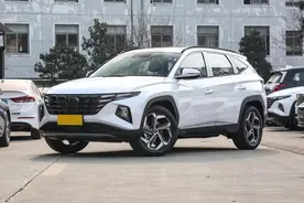 来看看第五代现代途胜L，售16.18万起，1.5T有200马力，能买吗？图片