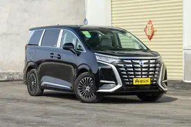 腾势D9 OTA云辇-C升级，驾乘舒适再飞跃图片