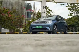 6.9秒破百，不到10万就能买！试驾2025款比亚迪海豚图片