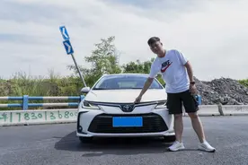 试驾卡罗拉、卡罗拉锐放，空间、动力全面体验，两车竞争力如何？图片