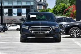 售价44.72万元起，2024改款北京奔驰E级上市，价格下调图片