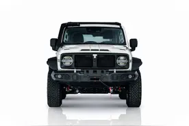 坦克300新车型售30.28万！原厂自带涉水喉/绞盘 终极完全体？图片