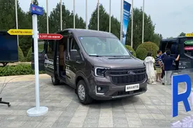 江铃福特全顺T8将于10月上市图片