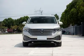 这才是MPV中的“天花板”，车长5346mm，配双侧电动门，不到20万图片