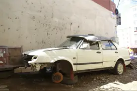 汽车长时间停放，隔几天就需要启动一下？正确的操作方法是什么？图片