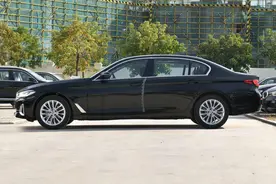 兼顾操控与舒适性的豪华C级车 深度体验2022款宝马5系图片