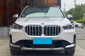 朋友不听劝，掏17.27万买了辆宝马X1，这车到底能不能买？图片