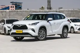 体验2024款广汽丰田汉兰达，如今靠什么对抗新势力？图片