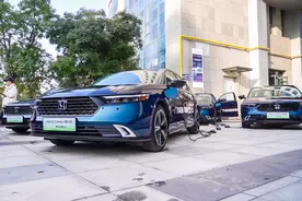 挑战极限！雅阁插混亏电油耗给力，一箱油能开1800km？图片