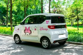 五菱mini换电池引争议，一年新车掉电严重，车主二换电池均是翻新图片