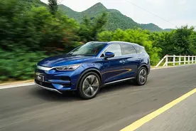 30万的国产电车应该什么水平？试驾2022款比亚迪唐EV图片