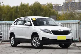 柯米克近光灯升级LED光源，全面提升车辆的大灯照明效果！图片