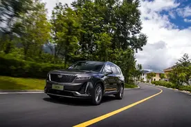 全新凯迪拉克XT6来了，现款清库存降价10万，还看奥迪Q7？图片