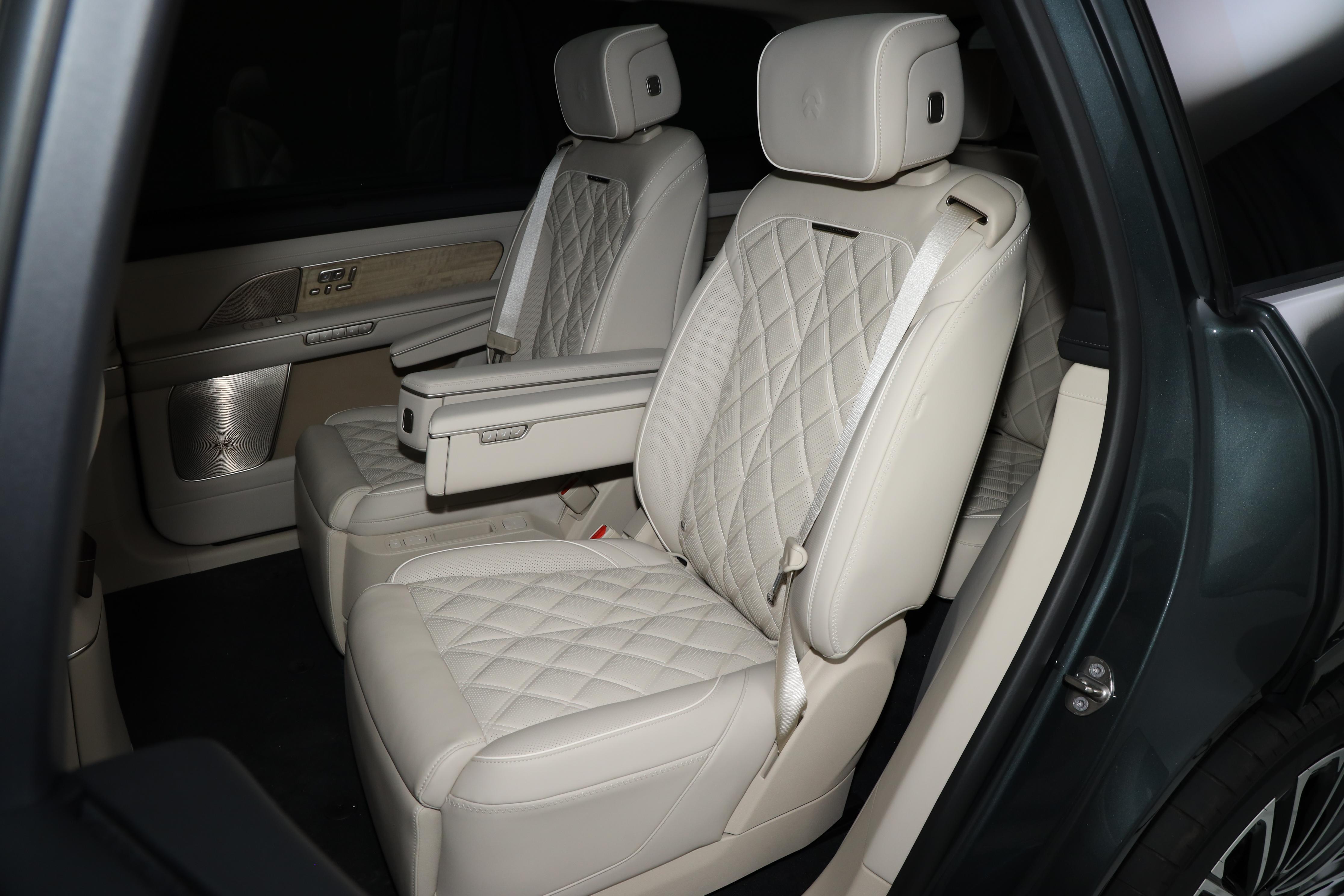 全新蔚来ES8_六座七座布局_蔚来es8