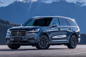 50万级大SUV，推荐林肯飞行家，实测油耗10.5L，可选6座/7座图片