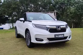 试驾2023款本田冠道：屏幕变悬浮，动力下降没感觉？图片