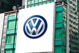 中型SUV，只卖12万多！1.6T/2.0T，还有采埃孚四驱，解析瑞虎8 PRO图片