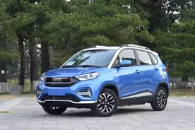 不到5万元只能买五菱？二手哪吒N01续航超300km，该买吗？图片