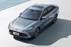 省补后不到4万落地，荣威i5大卖！图片