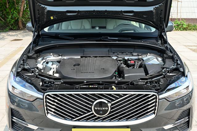 沃尔沃XC60，安全不是口号	，硬核防护不玩虚的