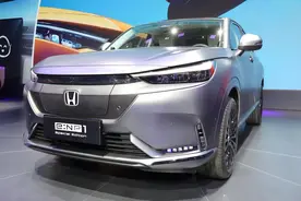 本田的纯电动SUV，连车标都会发光，品质一流，车主：后排可当床图片
