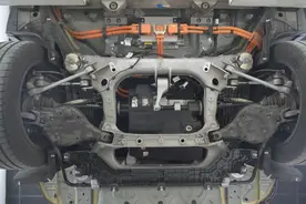 蔚来ES6底盘拆解，很多令人想不到！图片