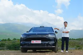 空间玩出花了！7000字长文解读问界M9五座版，BBA该紧张起来了！图片