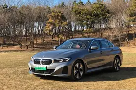 Cars01试驾丨给运动加点“电”——试驾华晨宝马i3图片