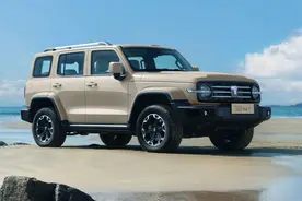 叱咤平民越野界，2025款坦克300配置更新图片