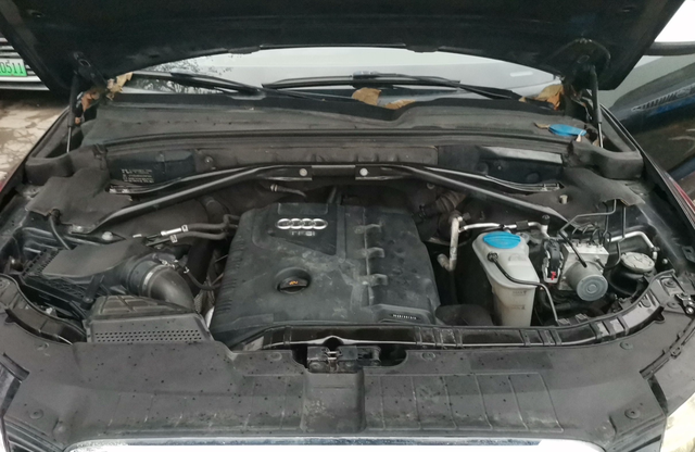 2013款奥迪Q5卖9万，该不会是辆事故车？看到实车秒懂