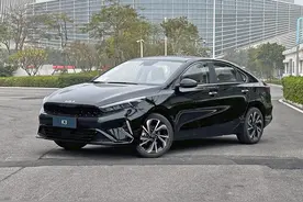 试驾新款起亚K3，更好看更精致，配置表现很厚道图片