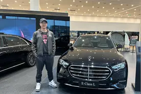 44.9-52.98万元，奔驰新E级现已到店！E260L和E300L该选哪款？视频封面