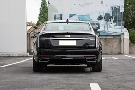 C级车里的性价王！降至28万多，长超5米2+电磁悬架，比5系E级厚道图片