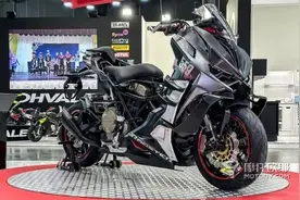 看着像踏板，实际是街车，意塔杰特DRAGSTER 559是怎么回事图片