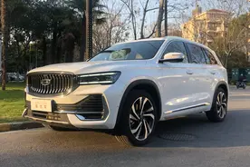 售价13.72万起，CMA平台打造、沃尔沃同款动力，星越L你值得拥有图片