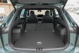 大众也扛不住了，中型SUV刚上市就降价3.1w，2.0T+7DCT，值不值？图片