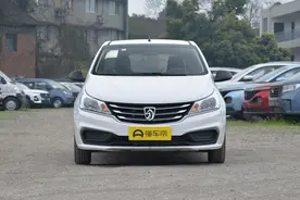 代步小车宝骏310到底值不值得购买？图片