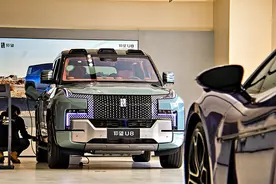 静态品鉴丨仰望U8：中国品牌百万级SUV，不只有原地掉头图片