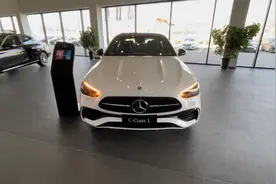 想买奔驰C级就选这两个配置，其他版本请尽量不要碰！图片