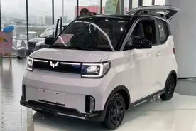 新款五菱宏光MINIEV实车曝光，外观细节调整，续航或提升至300KM图片
