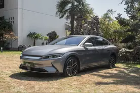 买什么车将来能卖个好价钱？2021保值率最全榜单参考一下图片