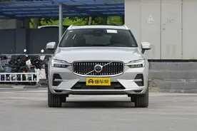售价52.39万元起，沃尔沃XC60 T8新车型上市，纯电续航64km图片