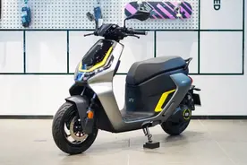 工况续航65公里，最大功率5千瓦，极核AE6凭什么卖1万多图片