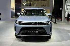 红极一时的问界M7，悄然开始走下坡路了？图片