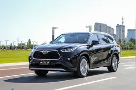 奥迪Q5L对比汉兰达，选鸡头还是凤尾？图片