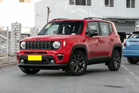 试驾吉普自由侠：12.98万起，配1.3T动力+前后独悬，性价比如何？图片